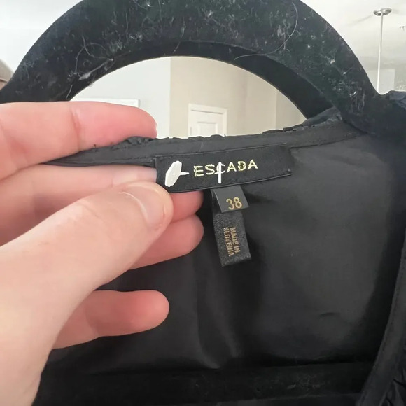 Escada Ruffle Front Button Up Long Sleeve Blouse Size 38 - Picture 6 of 8